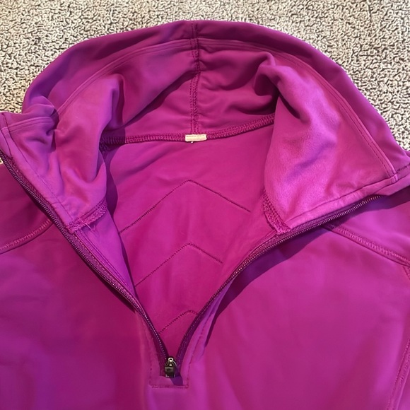 Lululemon Running 1/4 Zip Top - Picture 6 of 11